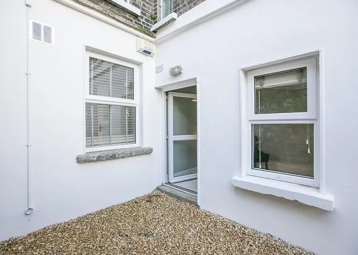 Georgian Square * Dublin