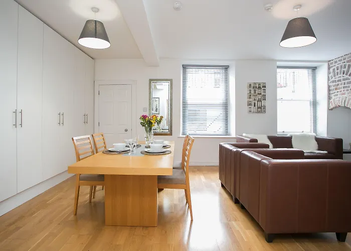 Georgian Square Appartement *