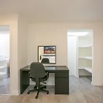 Georgian Square Appartement