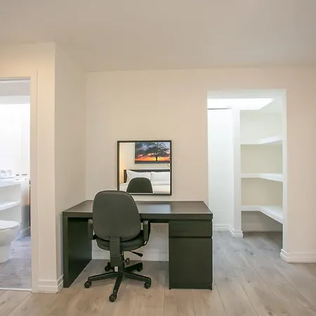 Georgian Square Apartment