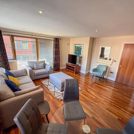 Georgian Square Apartment