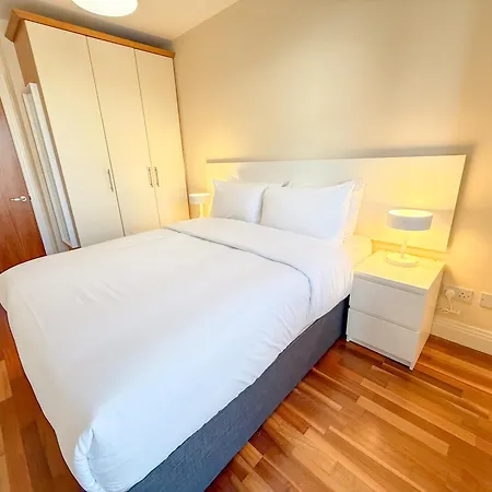 Georgian Square Apartment