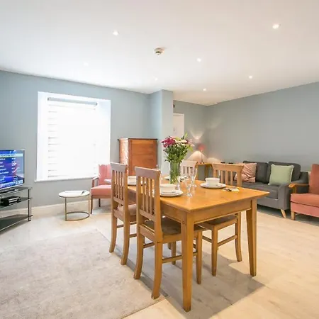 Georgian Square Apartment Dublin
