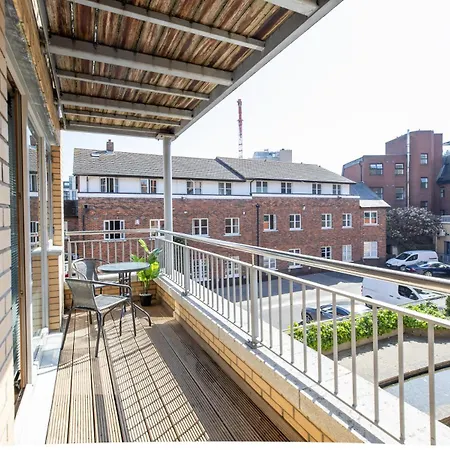 Georgian Square Apartman