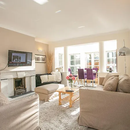 Georgian Square Appartement