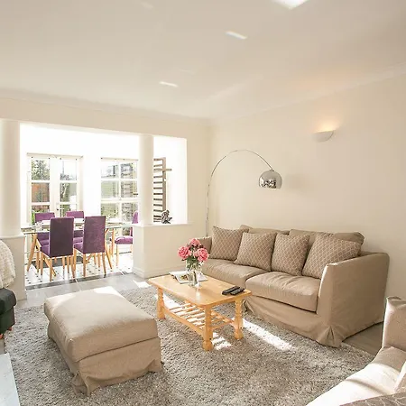 Georgian Square * Dublin