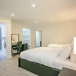 Georgian Square Appartement *